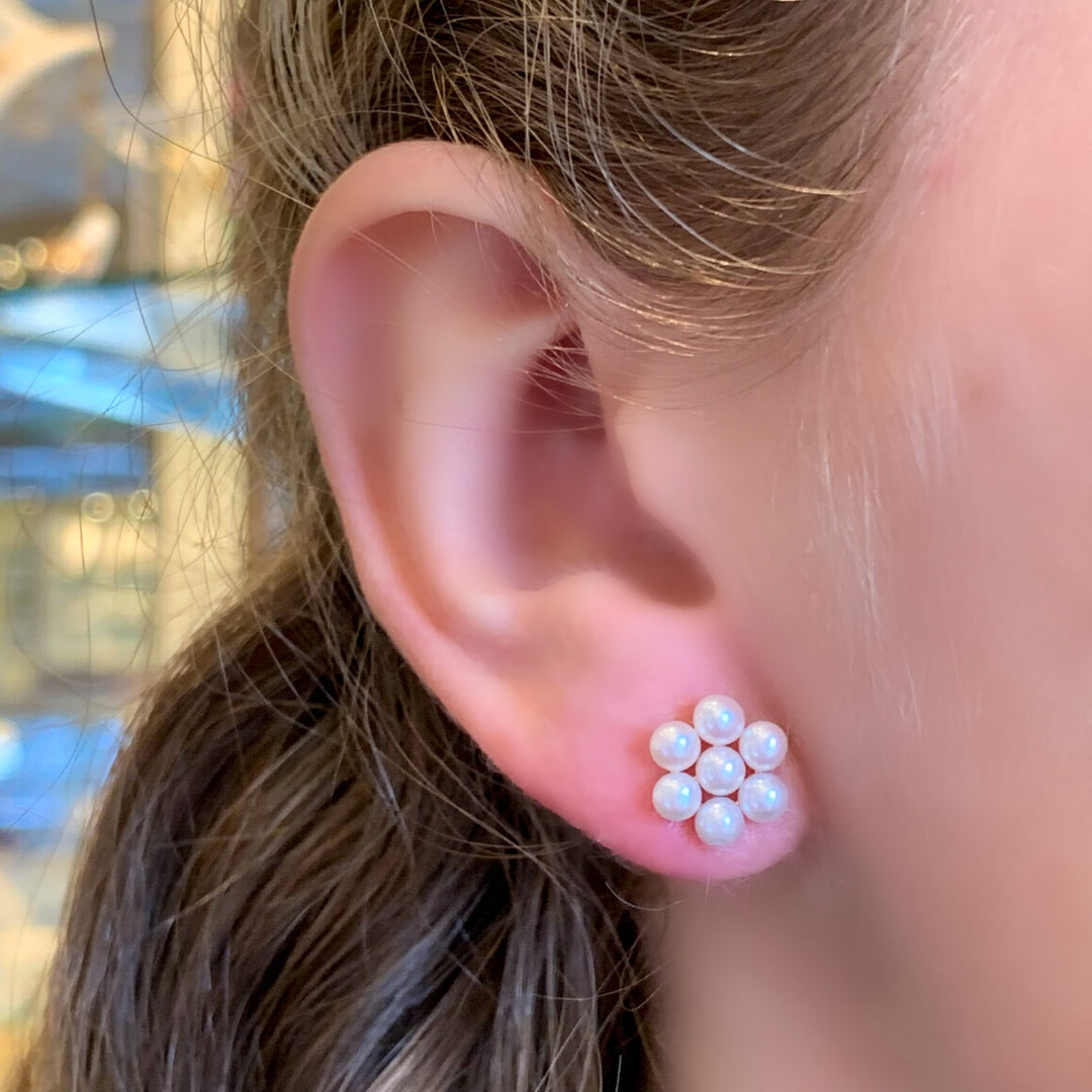 Pearl Cluster Studs