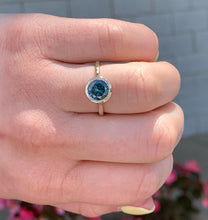 Load image into Gallery viewer, Blue Diamond Ring
