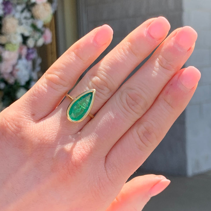 Bezel Emerald Ring