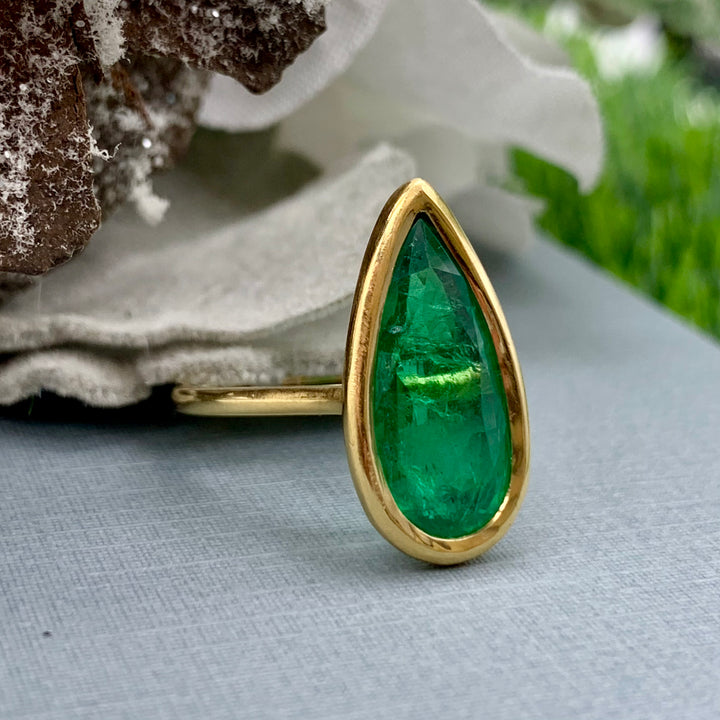 Bezel Emerald Ring