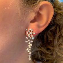 Load image into Gallery viewer, Flower Diamond Earrings