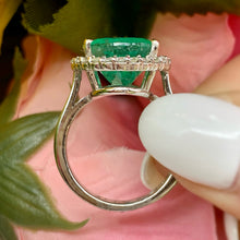 Load image into Gallery viewer, Estate Emerald Ring